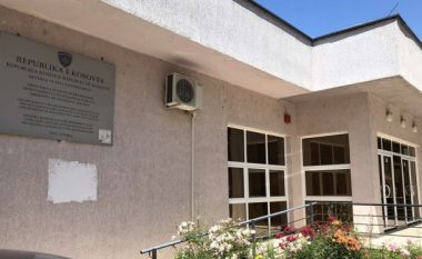 Infektohen disa zyrtarë me COVID-19, ​Qendra për Regjistrim të Automjeteve dhe zyra për vulat apostile në Gjilan pezullojnë punën