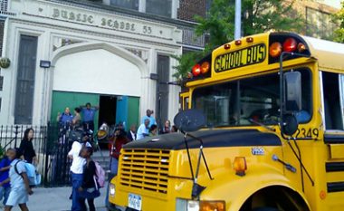 Rëndohet gjendja me pandeminë, mbyllen shkollat publike në New York