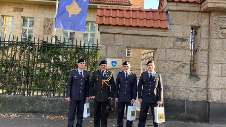 Hoti: FSK-së iu shtuan edhe tre oficerë të ri, falënderime për Bundeswehrin