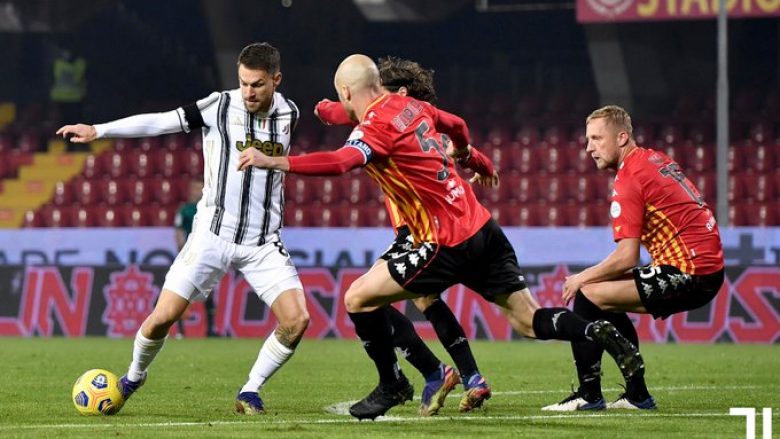 Juventusi bën hap fals – ndalet nga Benevento