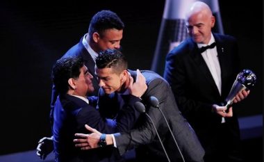 Ronaldo me reagim special për Maradonën: Sot i them lamtumirë një shoku dhe bota i thotë lamtumirë një gjeniu të përjetshëm