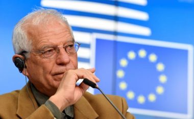 Borrell akuzon Rusinë për përhapjen e informatave të rrejshme për COVID-19, me qëllimin e shitjes së vaksinës së saj