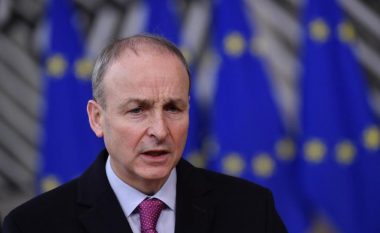 Kryeministri irlandez me prognoza jo të mira: Varianti i ri i coronavirusit po përhapet edhe më shpejtë se që është parashikuar