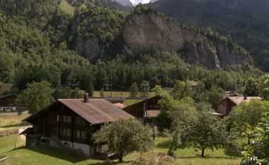 Fshati zviceran që duhet të evakuohet, do të largohen 3.500 tonelata bomba, mina e granata dore nga Lufta e Dytë Botërore