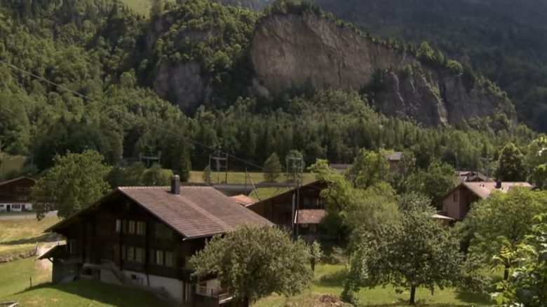 Fshati zviceran që duhet të evakuohet, do të largohen 3.500 tonelata bomba, mina e granata dore nga Lufta e Dytë Botërore