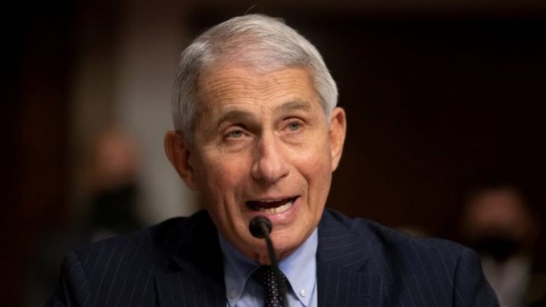 Fauci: SHBA-ja mund t’i kthehet normalitetit gjatë verës, në rast se vaksinohet e gjithë popullata