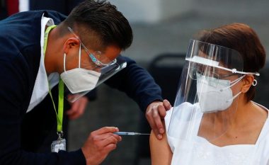 Meksika, Kili dhe Kosta Rika fillojnë vaksinimet kundër coronavirusit