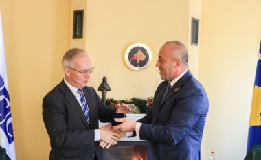 Haradinaj në takim lamtumirës me shefin e misionit të OSBE-së në Kosovë