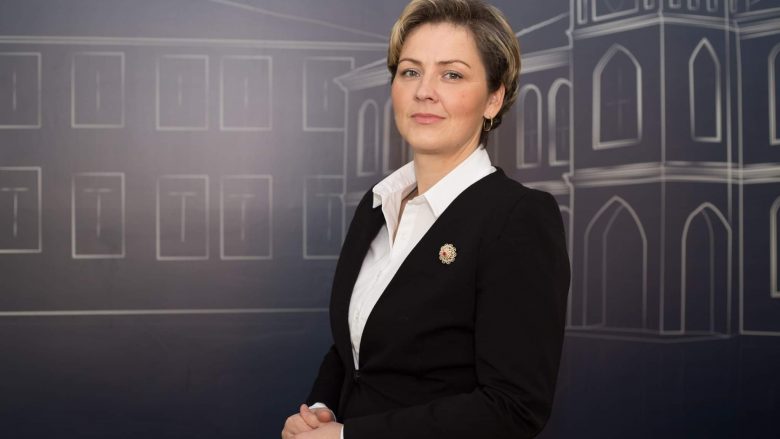 Ardita Sinani, kandidate e PVD-së për kryetare të Preshevës