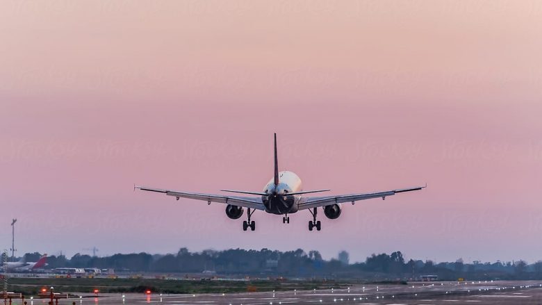 Këto janë shqetësimet mbi sigurinë gjatë kthimit të avionëve në shërbim, pas pandemisë – përfshirë edhe “foletë e zogjve”