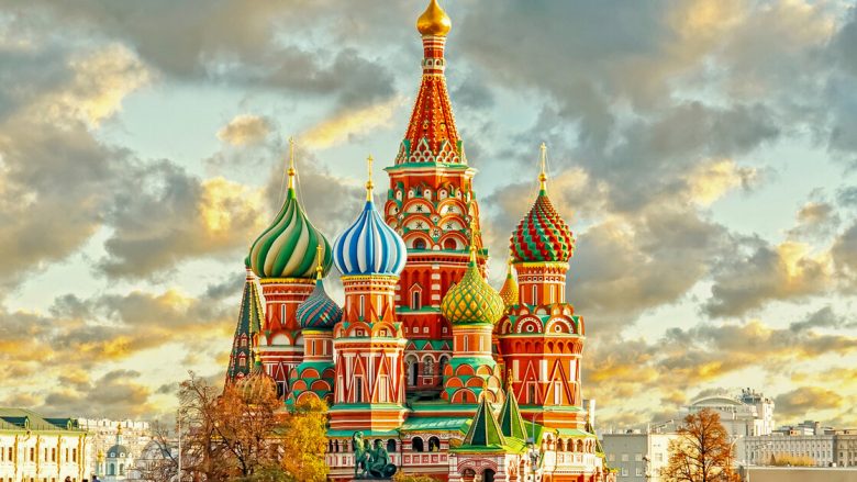 Origjina misterioze e monumentit shumëngjyrësh të Moskës