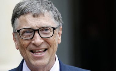 Bill Gates thotë se thirrjet për të pezulluar Inteligjencën Artificiale nuk do të ‘zgjidhin sfidat’
