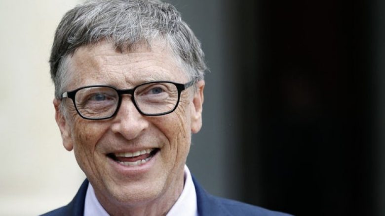 Bill Gates e konfirmon se ende përdor Android dhe jo iPhone