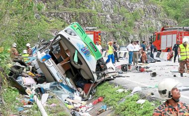 Kamerun, një aksident me autobus shkaktoi të paktën 37 viktima