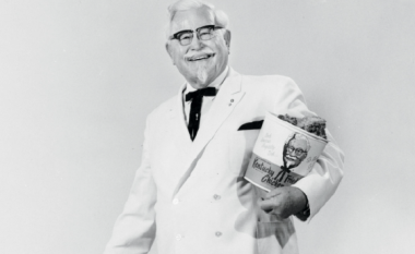 A e dini tregimin legjendar për KFC-në dhe kolonelin Sanders?