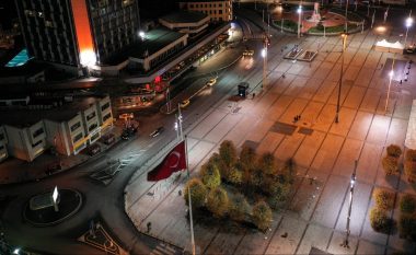 Turqia raporton mbi 32,000 raste të reja me COVID-19