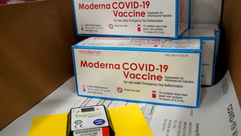I hedhin 500 doza të vaksinës Moderna në SHBA, pasi i hoqën pa dashje nga frigoriferi