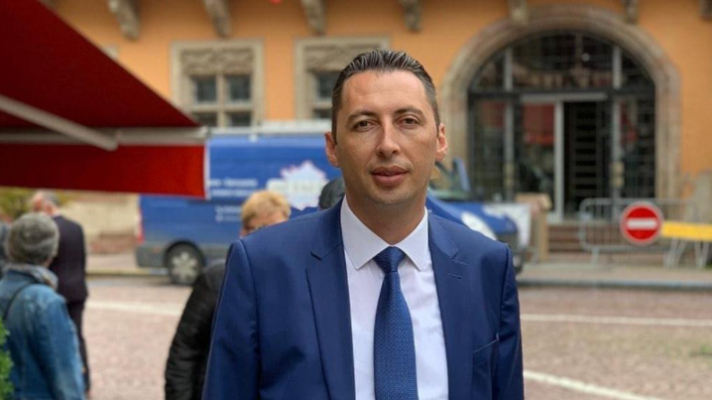 Agim Zuzaku zgjidhet kryetar i degës së AAK-së në Gjilan