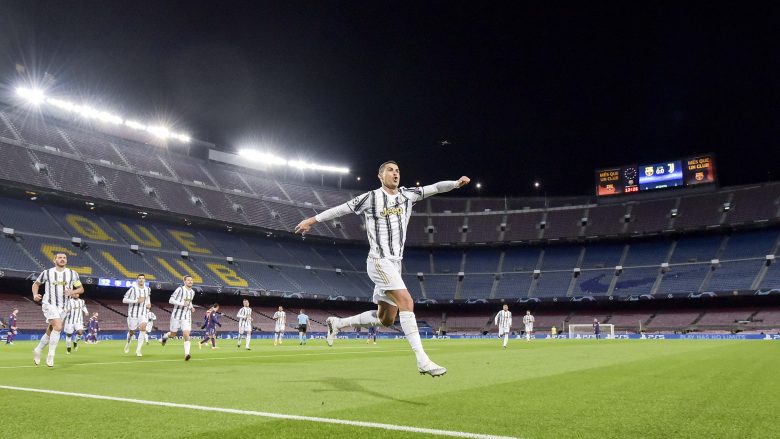 Juventusi me Ronaldon leksion Barcelonës e Messit në Camp Nou, fitore për pozitën e parë në grup