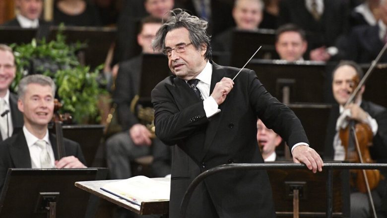 E gjithë vëmendja është e drejtuar nga Vjena: Dihen dirigjenti dhe koha për ngjarjen më të suksesshme të muzikës klasike në botë