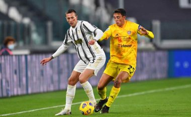 Juventusi e nxjerr në shitje Bernardeschin, katër skuadra të mëdha e duan sulmuesin italian