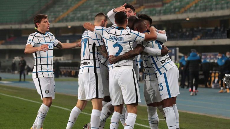 Interi merr fitoren e shtatë radhazi, triumfon te Verona dhe bëhet lider i Serie A