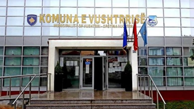 Komuna e Vushtrrisë ofron shërbime online për bashkatdhetarët