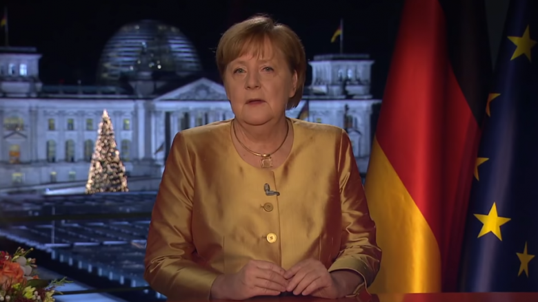 Merkel e emocionuar: Pandemia e bëri vitin tim të fundit në detyrë, më të vështirin