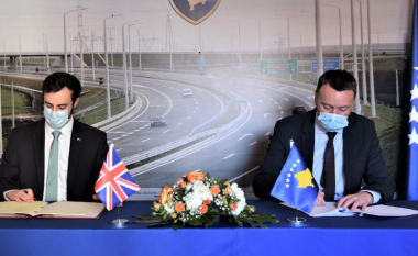 Kosova dhe Mbretëria e Bashkuar nënshkruajnë marrëveshje për transportin ndërkombëtar tokësor
