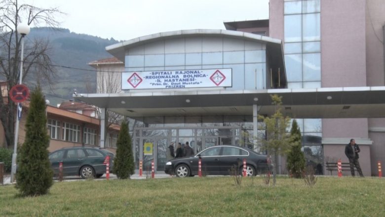 Vdes një femër në rrethana të dyshimta në Spitalin e Prizrenit