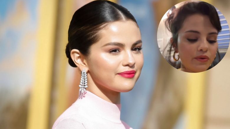 Stilimi i flokëve të Selena Gomez është shumë fëmijëror, por duket jashtëzakonisht bukur