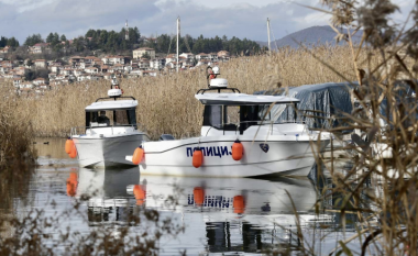 Maqedoni: Blihen pesë anije për policinë e liqenit