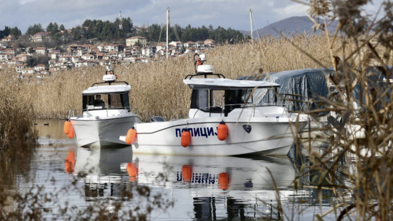 Maqedoni: Blihen pesë anije për policinë e liqenit