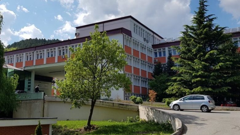 69 pacientë me COVID-19 të shtrirë në Spitalin e Pejës, 11 në gjendje më të rëndë
