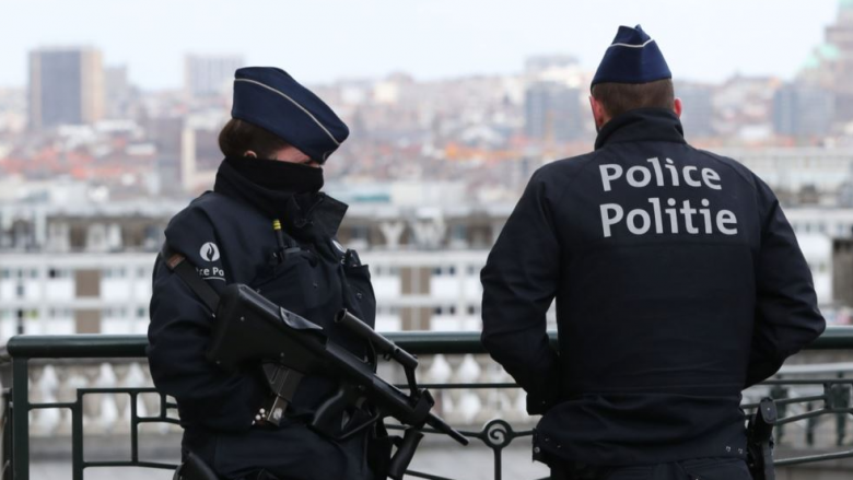 Shkatërrohet organizata kriminale në Belgjikë, arrestohen 12 shqiptarë që merreshin me trafik armësh dhe droge
