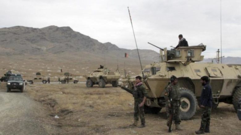 Helikopterët afgan synuan vrasjen e talibanëve, por vranë dy fëmijë