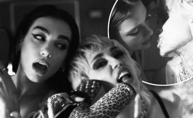 Miley Cyrus komenton skenat provokuese me Dua Lipën në klipin e ri – mohon të ketë pasur marrëdhënie intime me artisten shqiptare