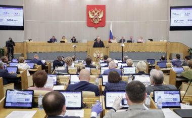 A po përgatitet Putin për t’u larguar nga pushteti – Duma ruse ia garanton imunitetin e përjetshëm