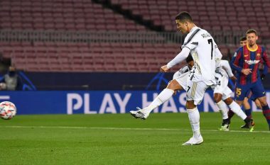 Ronaldo e kalon Juventusin në epërsi, vetë e nxjerrë penalltinë dhe e kthen në gol