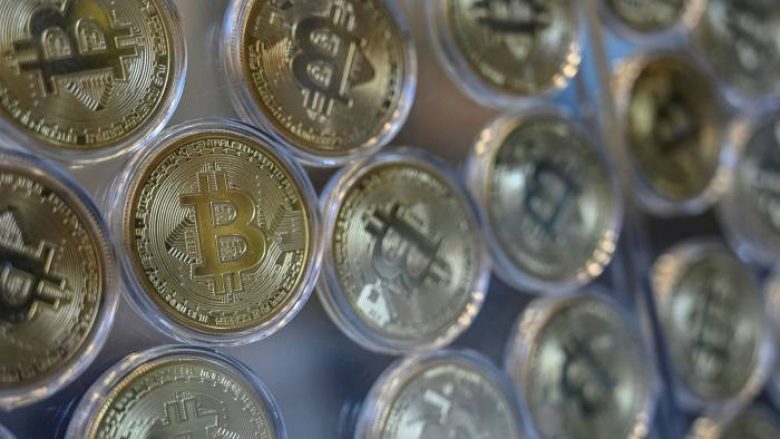 Një haker shqiptar i Bitcoin, 28-vjeçari vodhi mbi 500 mijë euro, e kërkojnë 3 shtete evropiane