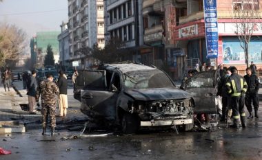 Dy sulme të ndara me bombë, vriten tre persona në Kabul