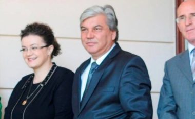 Ish-gjyqtari i Kushtetueses thotë se Albin Kurti mund të kthehet Kryeministër në detyrë