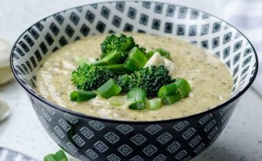 Krem-supë me brokoli, një kënaqësi e shijshme me pak kalori