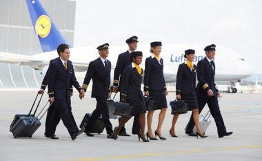 Lufthansa do ta përfundojë vitin me 29 mijë punëtorë të pushuar nga puna