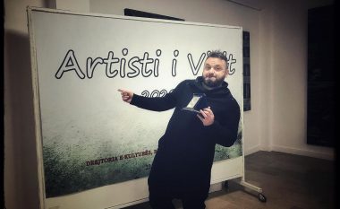 Mentor Haziri shpallet “Artisti i vitit” nga qyteti i Ferizajt
