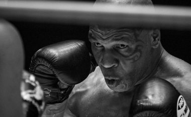 Ish-kampioni Tim Witherspoon beson se Tyson do t’i nokautonte Joshuan, Furyn apo Wilderin: Nëse i godet Mike, ata do të rrëzohen
