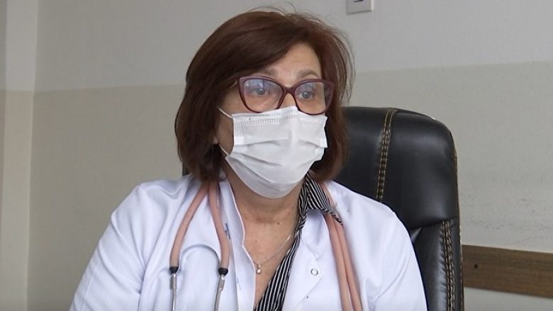Skepticizëm në Kosovë për vaksinën anti-COVID, mjekët këshillojnë qytetarët të largohen nga teoritë e konspiracionit