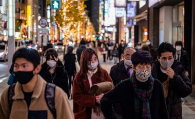 Të tjera raste të variantit të ri zbulohen në Tokio, ndërsa raportohet për një rekord rastesh ditore me coronavirus