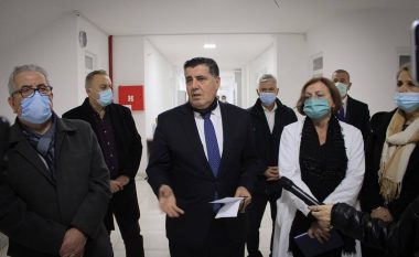 Stafi shëndetësor në Gjilan po trajnohet për përdorimin e aparatit për teste serologjike dhe me metodën RT-PCR