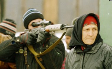 Rusia ndalon disa video të Associated Press për luftën në Çeçeni
